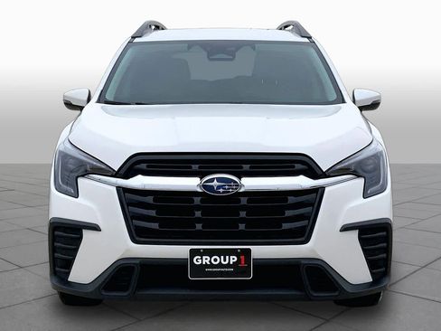 Used 2023 Subaru Ascent Premium w/ Convenience Package AWD/4WD image 4