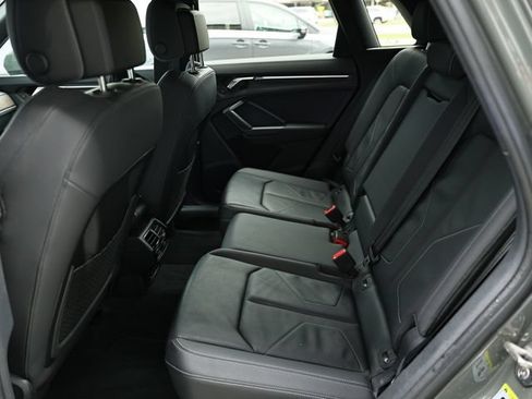 Used 2022 Audi Q3 2.0T Premium Plus w/ Premium Plus Package AWD/4WD image 25