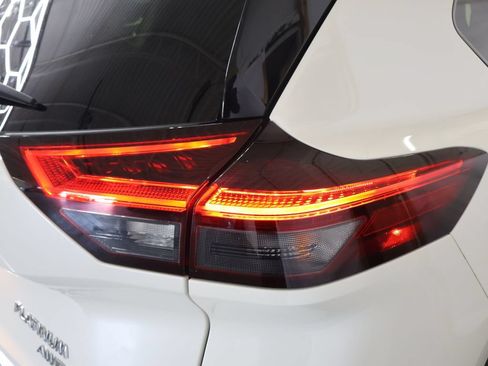 Used 2023 Nissan Rogue Platinum AWD/4WD image 32