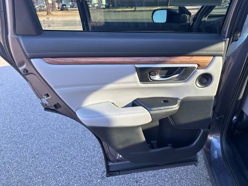 Used 2020 Honda CR-V Touring image 16
