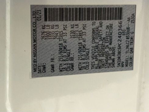 Used 2023 Nissan Pathfinder SV w/ Black Appearance Package image 12