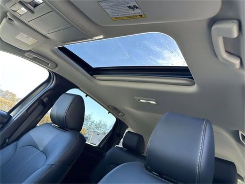 Used 2024 MAZDA CX-90 Plug-In Hybrid w/ Preferred image 21