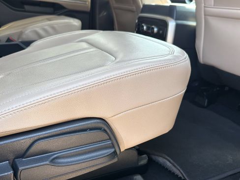 Used 2024 Ford Expedition Limited RWD image 26