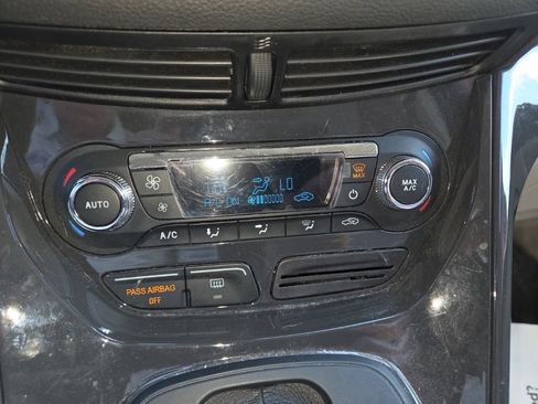 Used 2016 Ford Escape Titanium AWD/4WD image 22