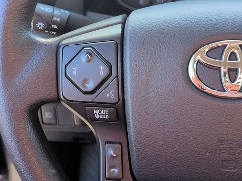 Used 2020 Toyota Tacoma SR w/ SR Convenience Package RWD image 16