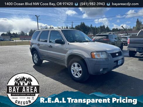 Used 2001 Ford Escape XLT image 3