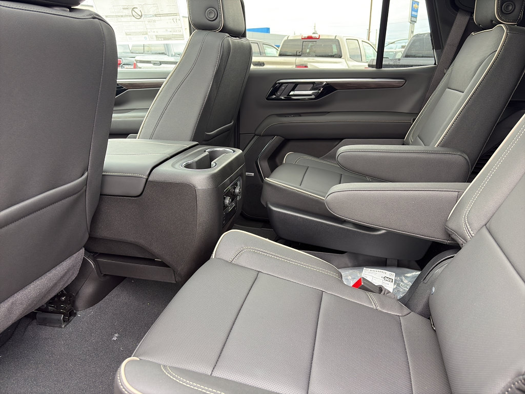 New 2026 Chevrolet Tahoe Premier w/ Sun And Tow Package AWD/4WD image 16