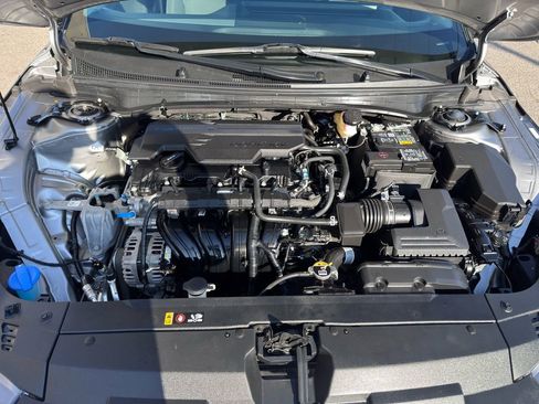 Used 2025 Kia K4 LXS image 35