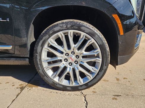 New 2026 GMC Yukon XL Denali w/ Denali Reserve Package image 63