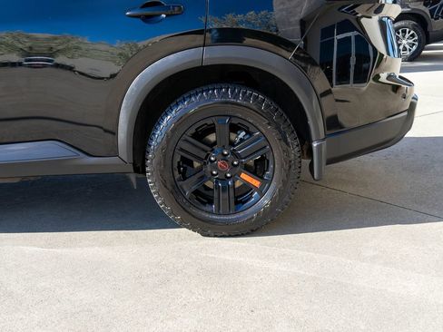 Used 2025 Nissan Rogue SV w/ Rock Creek Premium Package image 30