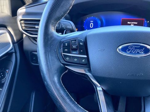 Used 2020 Ford Explorer ST image 23