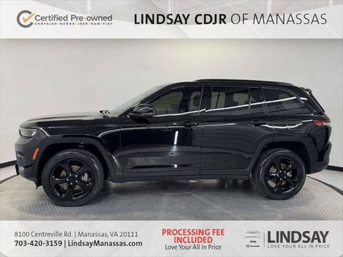 Certified 2023 Jeep Grand Cherokee Altitude AWD/4WD image 6