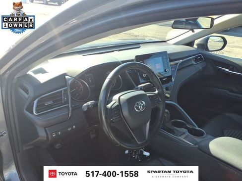 Used 2024 Toyota Camry SE FWD image 14