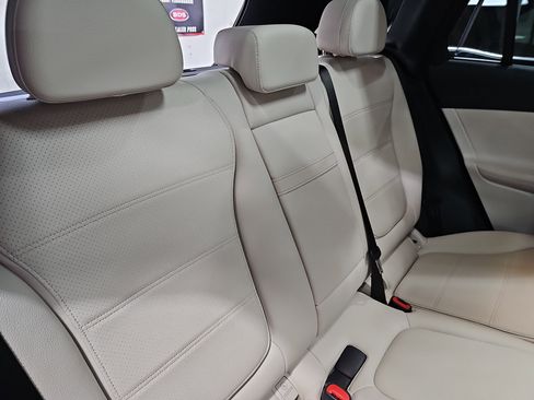 Certified 2026 Mercedes-Benz GLC 300 image 13