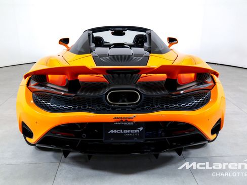 New 2026 McLaren 750S Spider RWD image 9