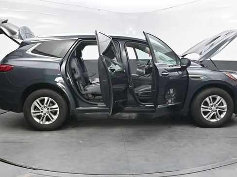Used 2018 Buick Enclave Premium AWD/4WD image 46