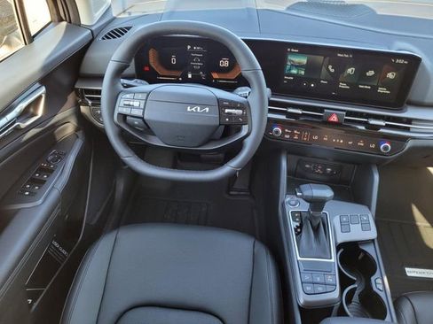 New 2026 Kia Sportage EX FWD image 13