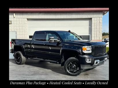 Used 2016 GMC Sierra 2500 Denali w/ Duramax Plus Package