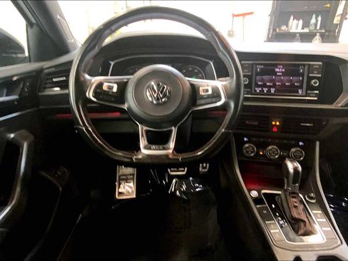 Used 2019 Volkswagen Jetta GLI image 5