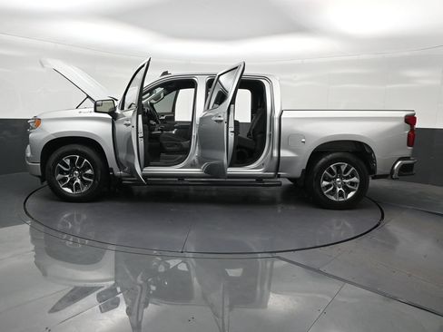 Used 2022 Chevrolet Silverado 1500 RST w/ Convenience Package II RWD image 34