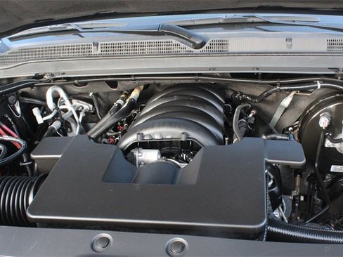 Used 2020 GMC Yukon Denali w/ Denali Premium Package image 8