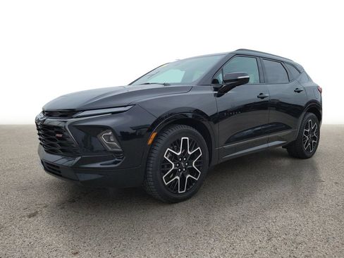 Certified 2025 Chevrolet Blazer RS AWD/4WD image 2