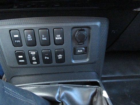 Used 2007 Toyota FJ Cruiser 4WD image 22