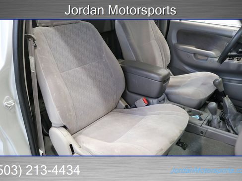 Used 2002 Toyota Tacoma 4x4 Xtracab V6 image 17