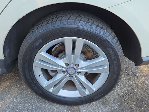 Used 2013 Mercedes-Benz ML 350 4MATIC image 35