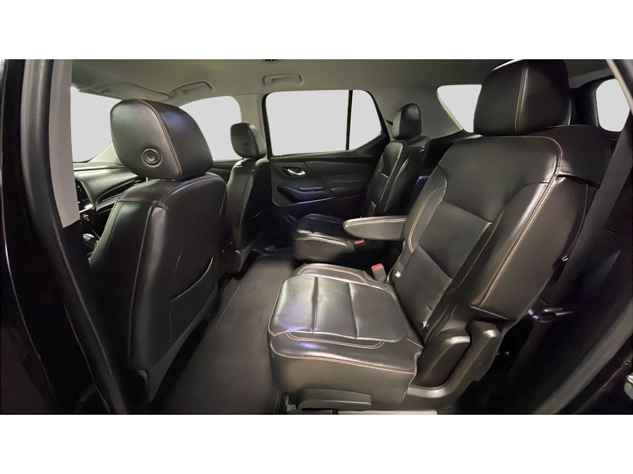 Used 2021 Chevrolet Traverse LT w/ LT Premium Package AWD/4WD image 15