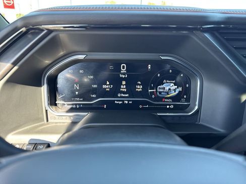 Used 2024 GMC Sierra 2500 AT4 w/ AT4 Premium Plus Package AWD/4WD image 15