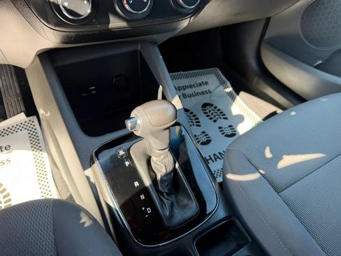 Used 2018 Kia Forte LX FWD image 17
