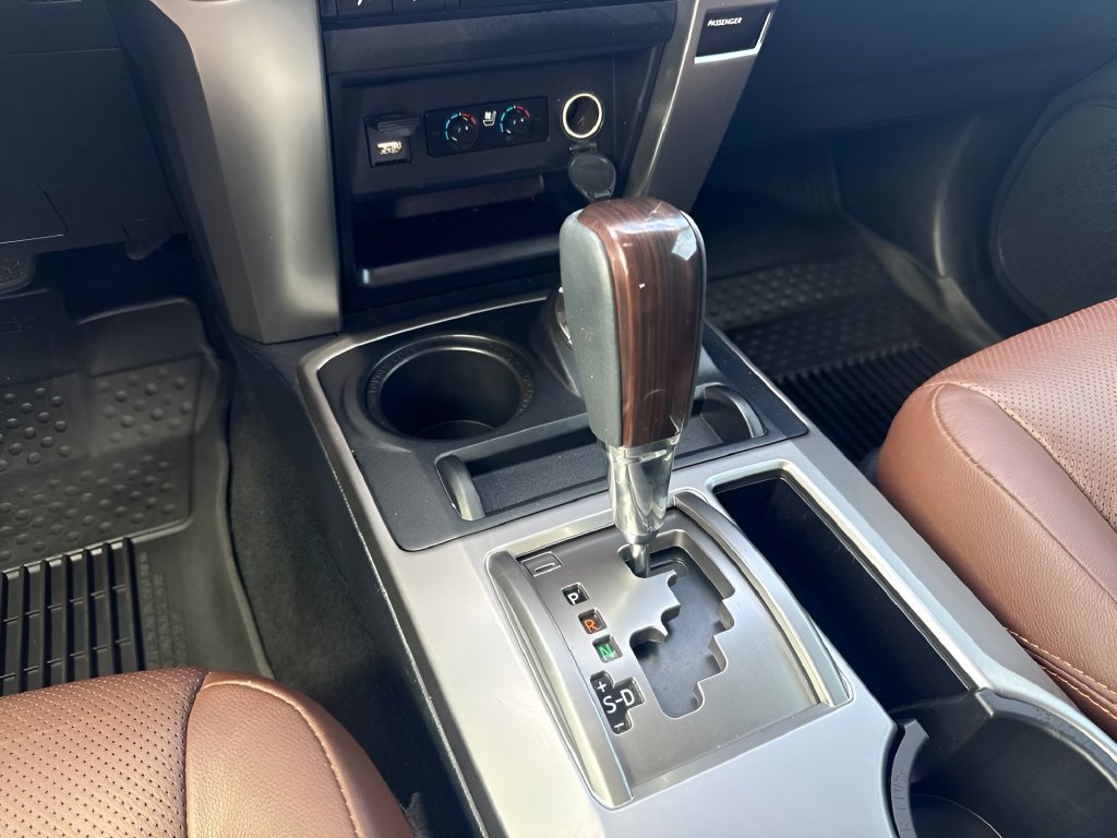 Used 2024 Toyota 4Runner Limited AWD/4WD image 14