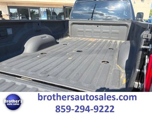 Used 2024 RAM 3500 Big Horn w/ Night Edition AWD/4WD image 35