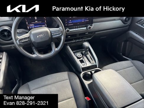 Used 2023 Chevrolet Colorado Trail Boss AWD/4WD image 15
