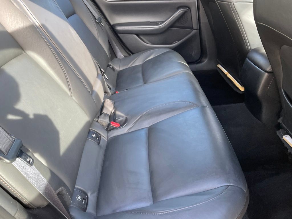 Used 2024 MAZDA MAZDA3 s FWD image 21
