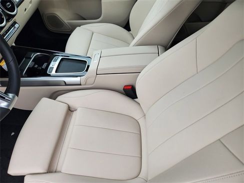 Certified 2025 Mercedes-Benz GLB 250 4MATIC image 7