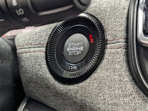 Used 2024 Jeep Compass Latitude w/ Sun and Sound Group image 22