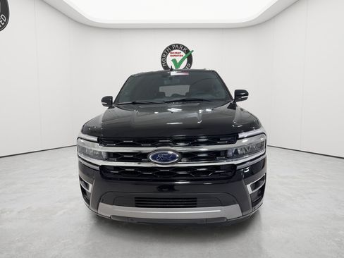 Used 2024 Ford Expedition Limited AWD/4WD image 8