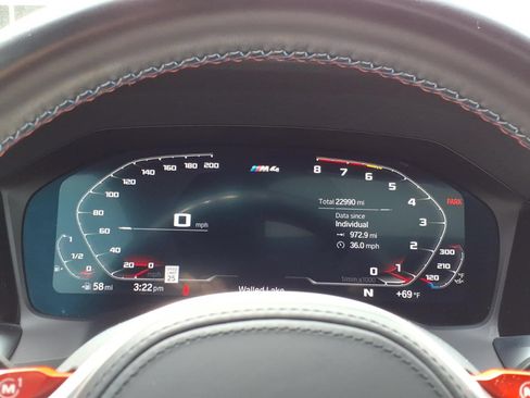 Used 2022 BMW M4 Coupe RWD image 22