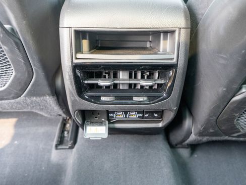 Used 2022 Jeep Grand Cherokee Limited 4xe w/ Luxury Tech Group II AWD/4WD image 33