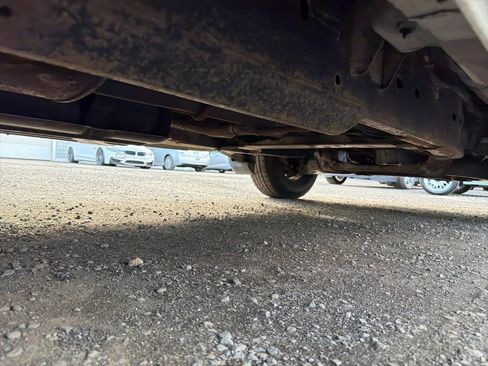 Used 2019 Nissan NV 3500 S image 17