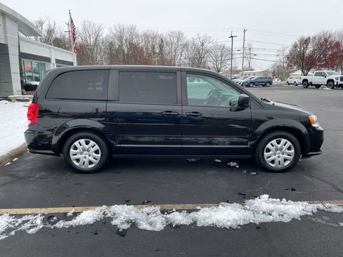 Used 2017 Dodge Grand Caravan SE w/ Power Window Group image 8