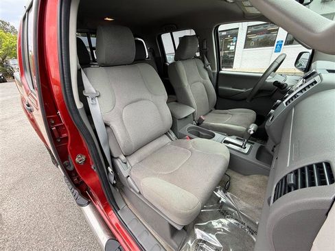 Used 2014 Nissan Frontier SV w/ SV Value Truck Package image 31