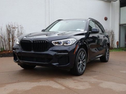 Used 2022 BMW X5 M50i w/ Executive Package AWD/4WD image 4