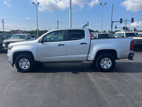 Used 2019 Chevrolet Colorado W/T w/ WT Convenience Package RWD image 4