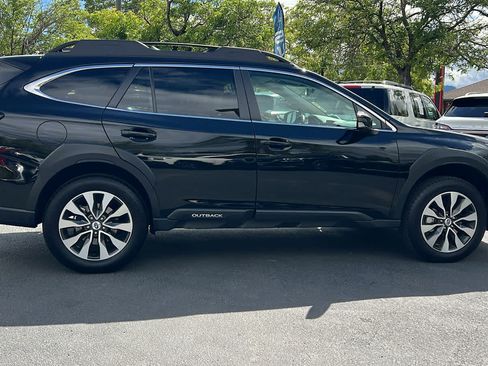 Certified 2025 Subaru Outback Limited AWD/4WD image 5