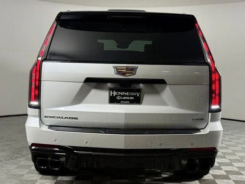 Used 2025 Cadillac Escalade V AWD/4WD image 7
