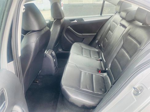 Used 2014 Volkswagen Jetta SE image 16