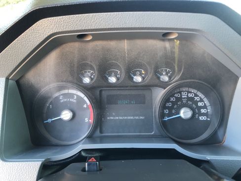 Used 2013 Ford F250 XL w/ PWR Equipment Group image 26